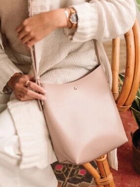 Samara Minimalist Blush Pink Crossbody Shoulder Bag